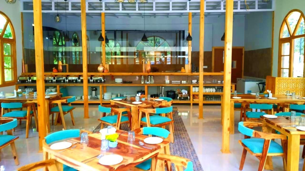 Aaroham Resort, Шимла Экстерьер фото