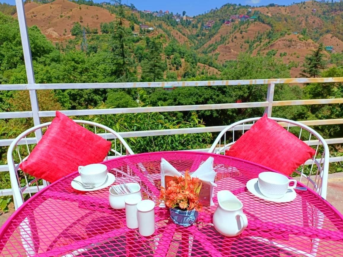 Aaroham Resort, Шимла Экстерьер фото