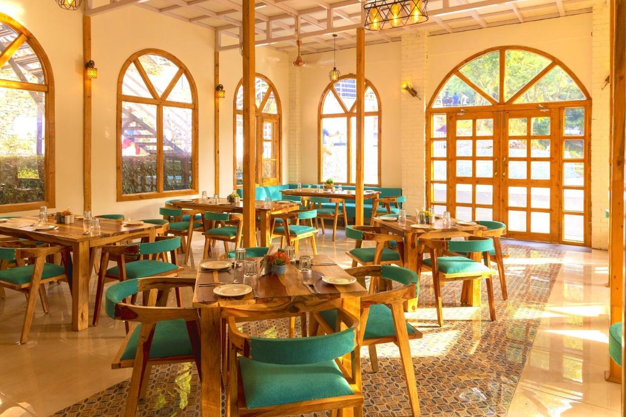 Aaroham Resort, Шимла Экстерьер фото